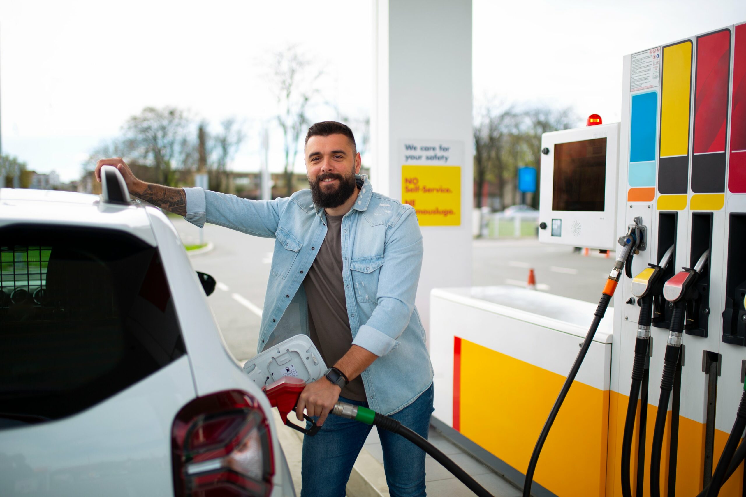 Las Brujas, estación de servicio en Cernégula